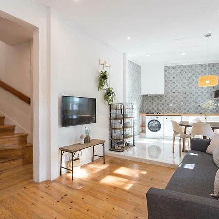 Alfama Tale Four-Bedroom Apartment W/ River View - By Lu Holidays Лісабон Екстер'єр фото